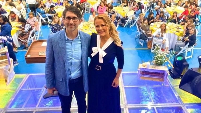 Alcaldesa Cathy Barriga lanza botón de Sosafe en Maipú para reportar violencia hacia la mujer