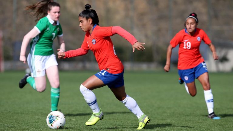 La Roja femenina goleó a Irlanda del Norte y se convirtió en líder del Grupo B
