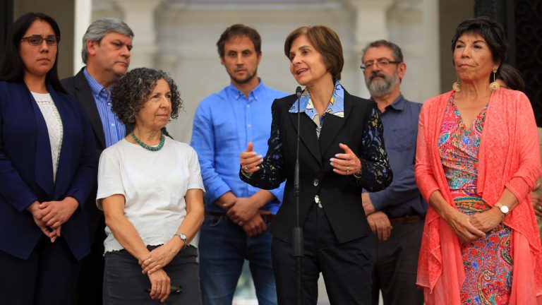 Quienes no cumplan con la cuarentena por coronavirus arriesgan multas de hasta 50 UTM