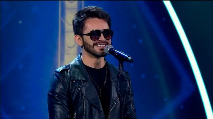 Beto Cuevas rompió todos los esquemas con su presentación en Yo Soy