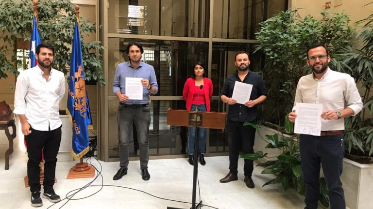 Diputados FA proponen suspender pago de cuentas y créditos durante crisis por COVID-19