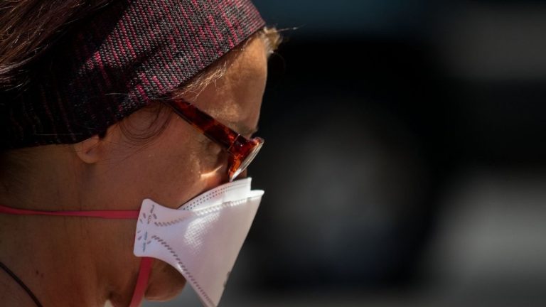 El coronavirus no se transmite a través del aire, confirma nuevo reporte de la OMS