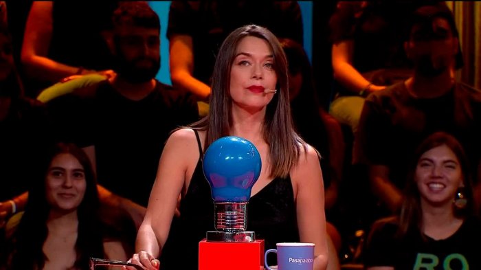 ¡Sin filtro! Esta fue la broma que le hizo Elvira Cristi a Julián en Pasapalabra