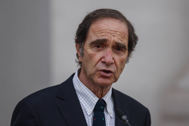 Larraín llamó a senadores oficialistas a retirar recurso que pide beneficio para reos de Punta Peuco