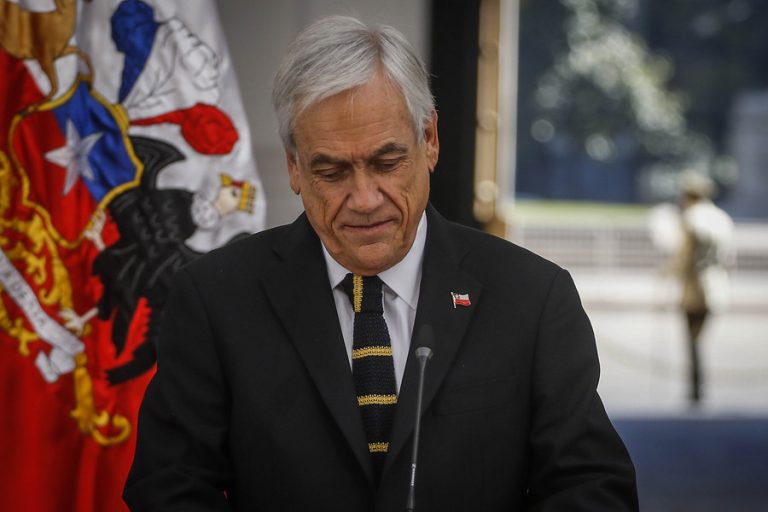 Visita de Piñera a Plaza Italia en plena cuarentena se toma notas en diversos medios internacionales