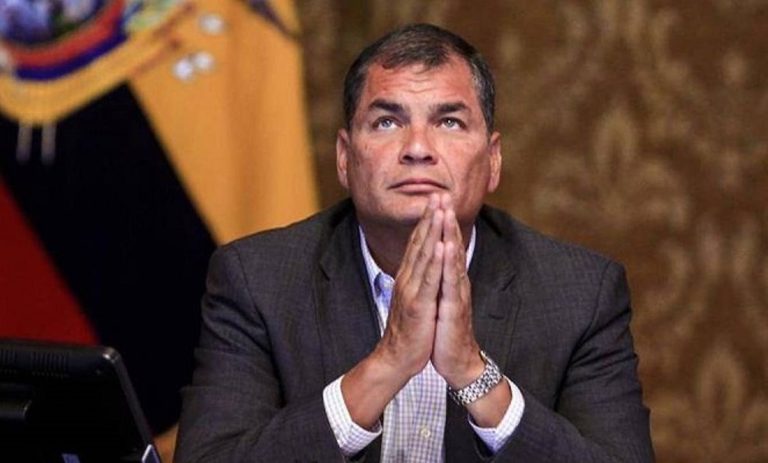 Condenan a 8 años de prisión a ex presidente Rafael Correa por caso de corrupción