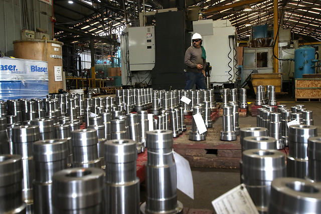 Empresas que funcionan a plena capacidad bajó de 14,5% a un 7% con cuarentena