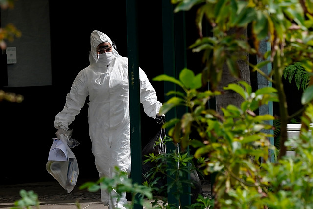 Casos recuperados: Mañalich dijo que la probabilidad de que se vuelvan a contagiar es 