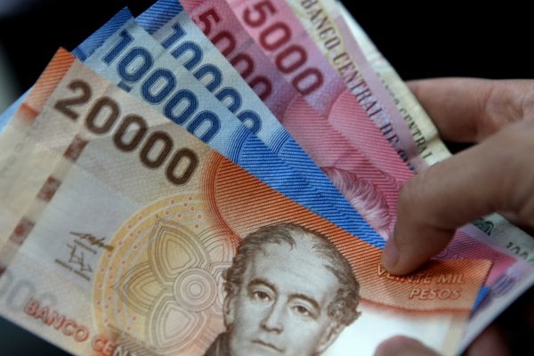 FMI proyecta que economía chilena caerá 4,5% en 2020