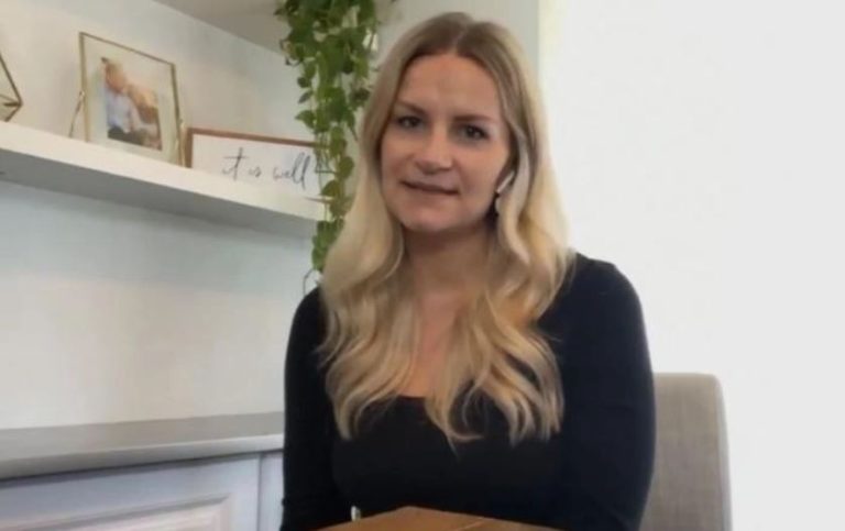 Embarazada estaba en coma inducido por coronavirus y cuando despertó había dado a luz