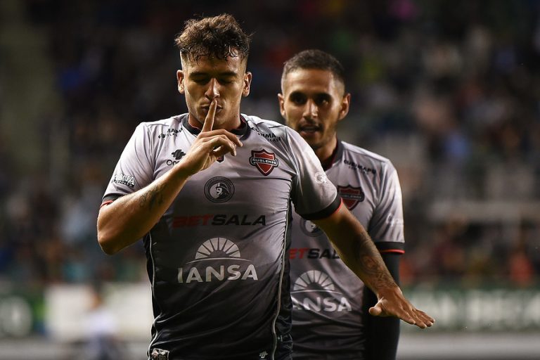 Dirigencia de Temuco decide negociar con el plantel tras acogerse a la ley de protección del empleo