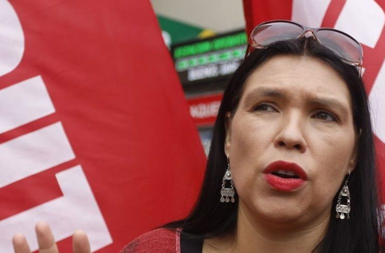 Presidenta de la CUT acusa que empresas transnacionales están abusando de la ley de protección al empleo