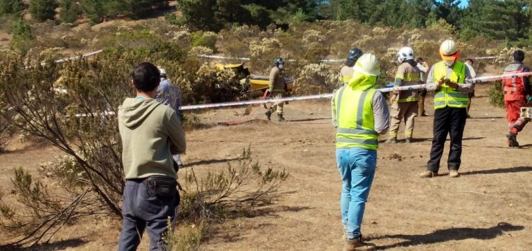 Un fallecido tras caída de helicóptero que combatía incendio en región del Maule