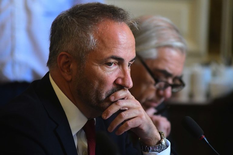 ENAP adelanta que precio de gasolinas seguirá a la baja y que 