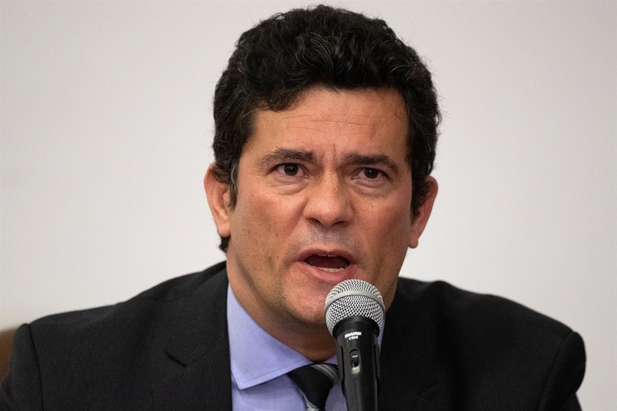 Ministro de Justicia de Brasil, Sergio Moro, presentó su renuncia por ...