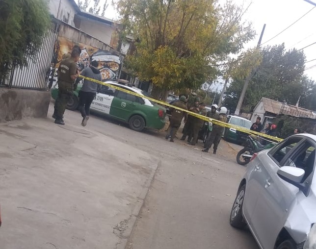 Ciclista fue baleado en medio de persecución entre delincuentes y Carabineros en Cerro Navia