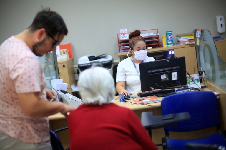 OCDE no descarta retiros anticipados de fondos de pensiones, pero es 