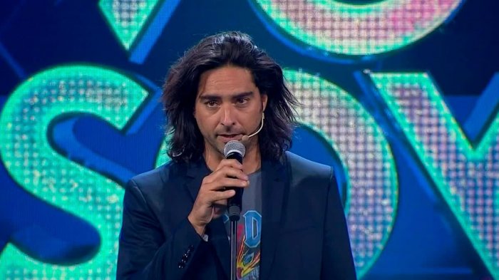 ¡Estupendo! Cristián Riquelme impactó a todos con imitación de Ricky Martin