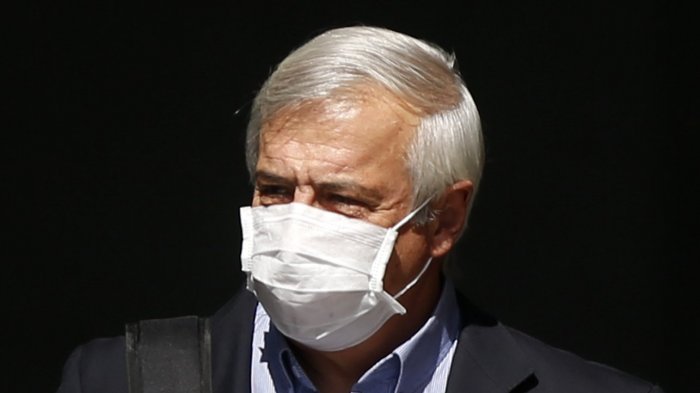 Jaime Mañalich aclaró si son 14 o 28 días los que tarda en desaparecer el coronavirus