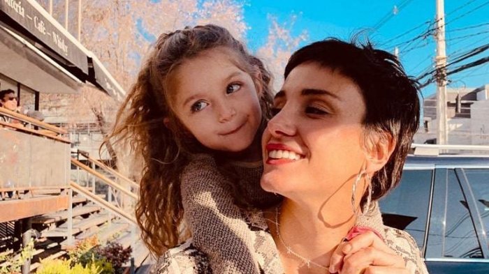 ¿Cómo se celebra un cumpleaños en cuarentena? Isidora Urrejola relató la divertida experiencia con su hija Miel