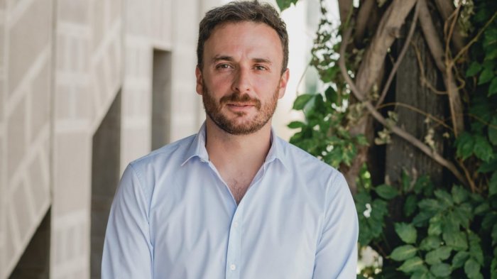 Vamos al segundo piso: Así es la sorprendente casa de Jaime Parada en Providencia