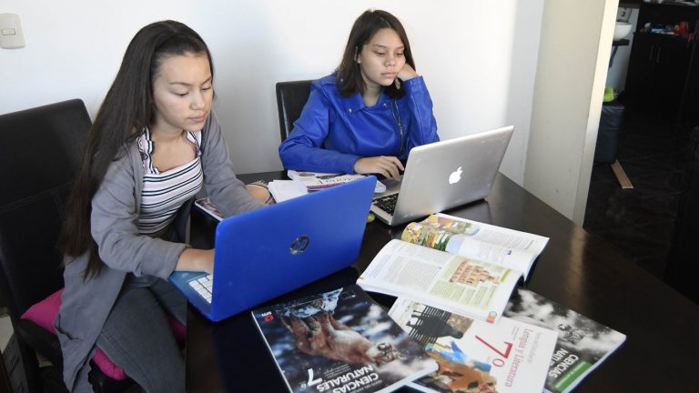 Colegio de Profesores se opone a retomar clases tras vacaciones de invierno: 