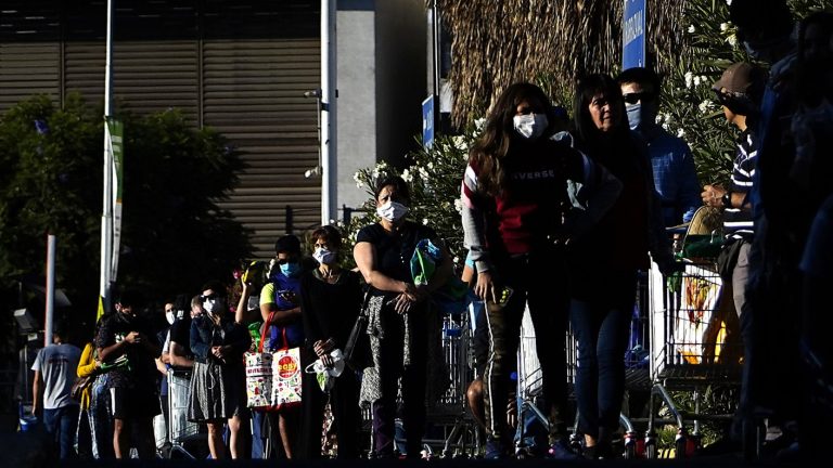 Estudio de Google advierte que chilenos no estarían cumpliendo medidas de confinamiento