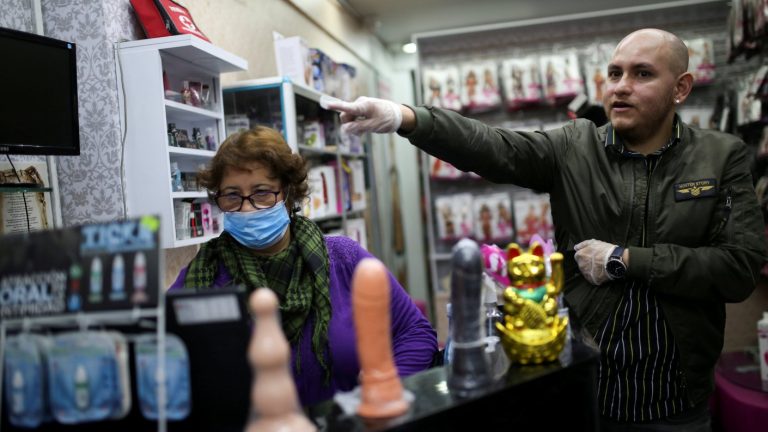 Cuarentena dispara la venta de juguetes sexuales en Colombia