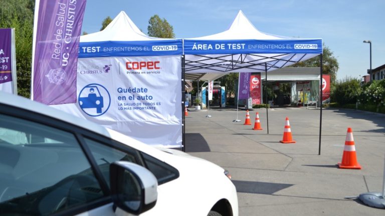 Sin salir del auto: Estación de Servicio en Maipú realizará exámenes PCR de detección de COVID-19