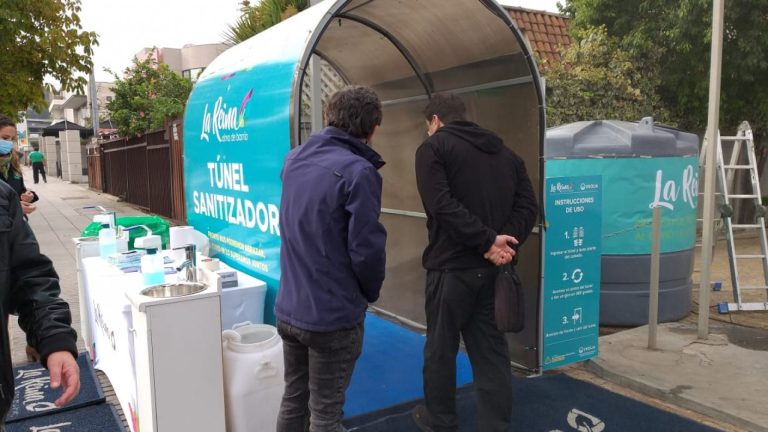 Alcalde de La Reina impulsa ordenanza para multar a bancos que no controlen filas de espera