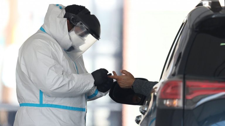 Asintomáticos: Miles de residentes en Miami estaban contagiados con COVID-19 sin saberlo