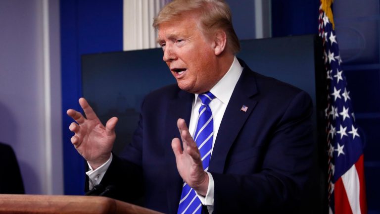 Sólo dos días duró el silencio: Donald Trump volverá a dar conferencias informativas sobre el COVID-19