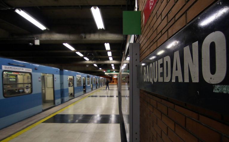 A seis meses del estallido social este lunes abre sus puertas la estación Baquedano