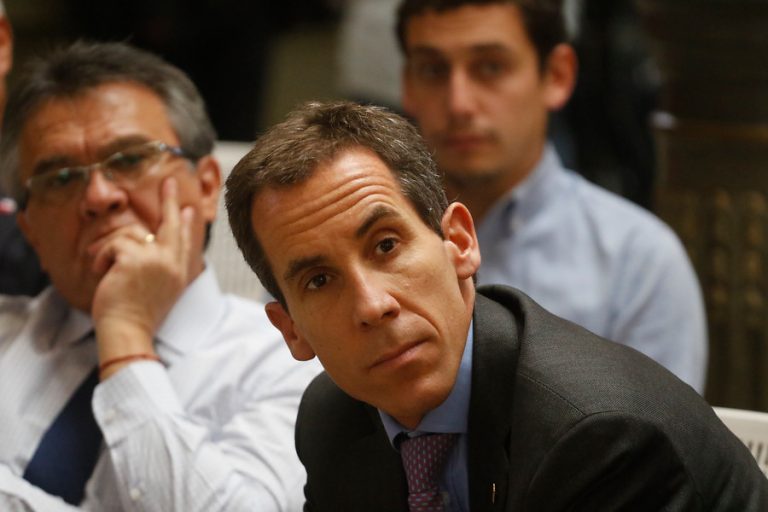 Alcalde de Santiago asegura que 