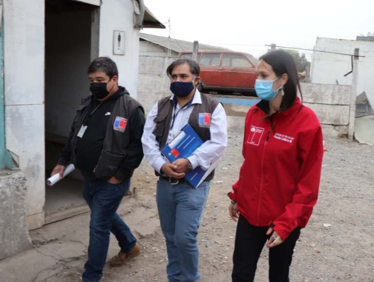 Seremi de Salud multó por $50 millones y clausuró galpón donde se realizó fiesta de 400 personas en Maipú