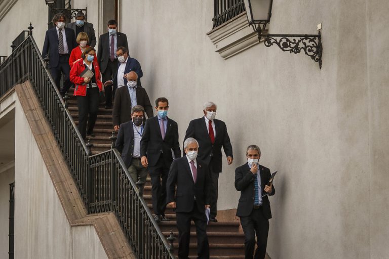 Gobierno compromete apoyo de $235 mil millones y mayor capacidad de fiscalización para los municipios