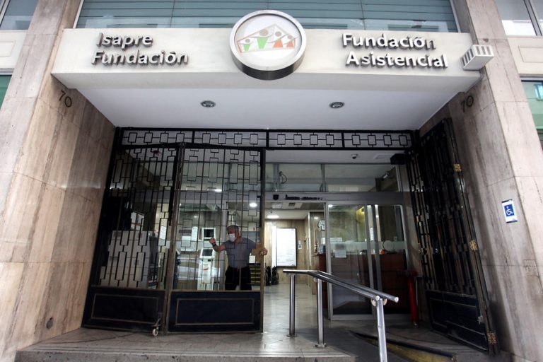 Ministro Mañalich sobre aumento de 87% en utilidades de las Isapres: 