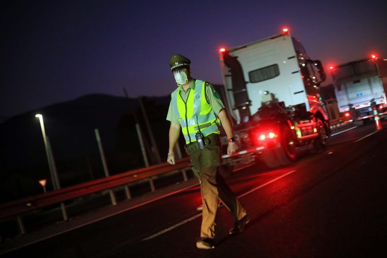 Carabineros alerta sobre un “aumento sostenido” en detenciones por infracción de las restricciones sanitarias