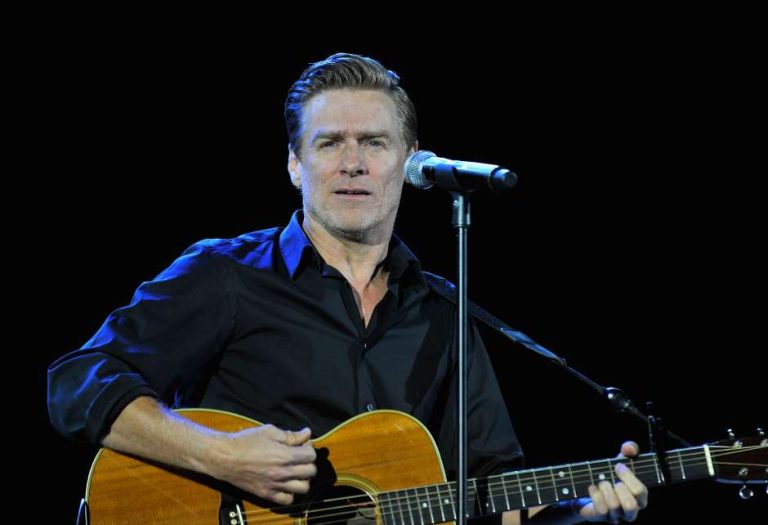 Bryan Adams se disculpa tras críticas por realizar comentarios racistas contra China