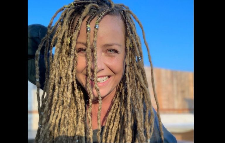 Una mamá con dreadlocks: Claudia Conserva explicó por qué cambió radicalmente su look