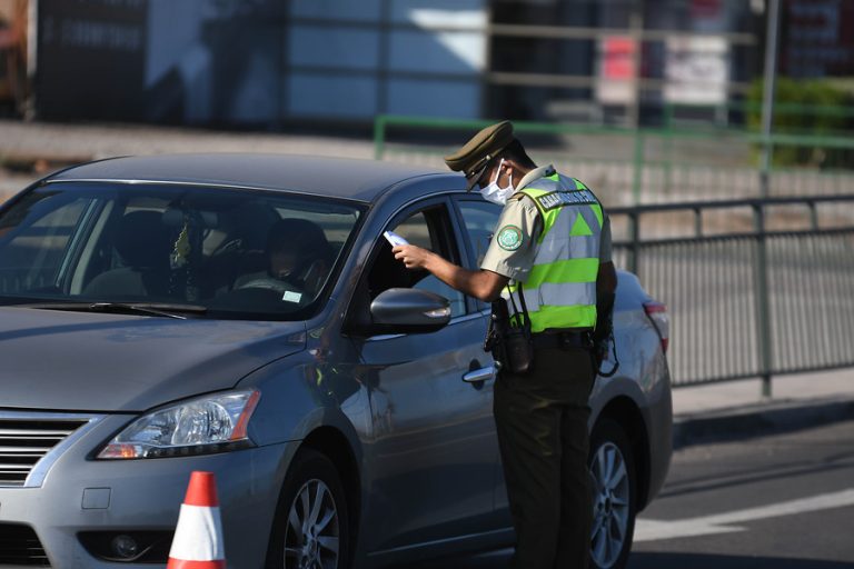 Sujeto falsificó salvoconducto para evadir control sanitario y fue descubierto por Carabineros