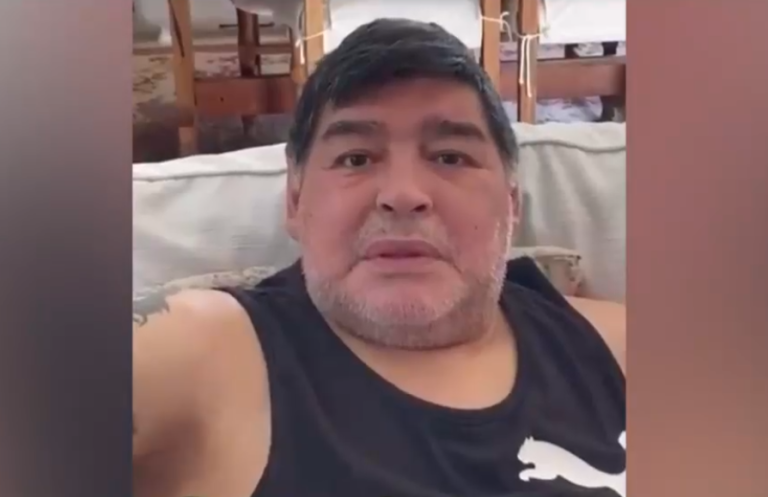 Maradona se quebró al realizar emotivo pedido: 