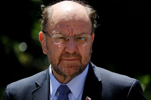 Adolescente de 15 años atropelló y mató por error a su padre: Le estaba enseñando a manejar