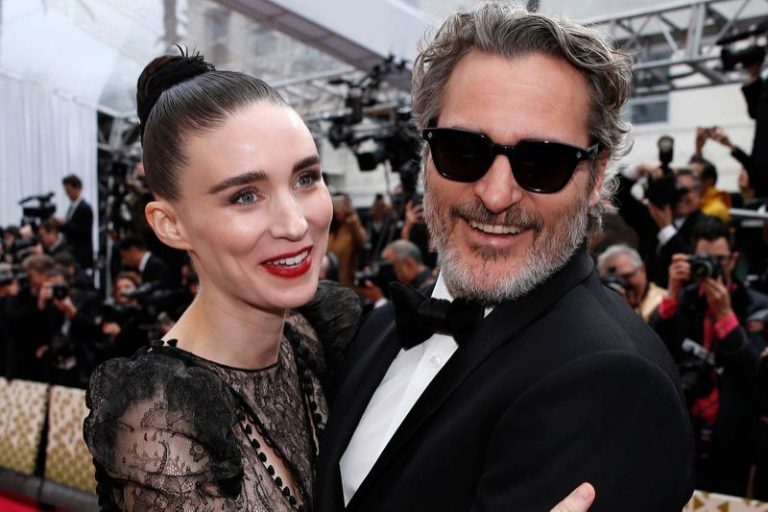 Aseguran que Joaquin Phoenix y Rooney Mara esperan su primer hijo