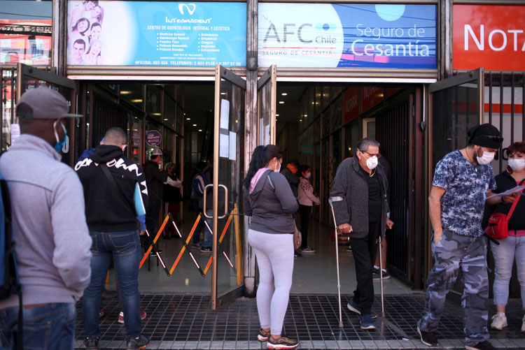 No haga filas: AFC Chile habilita web para suspensión laboral de pymes con menos de 200 trabajadores