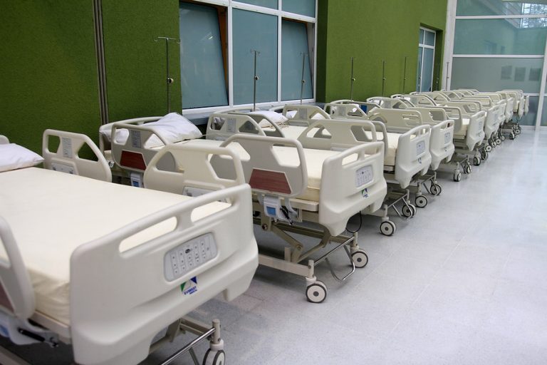Gerente general de Clínicas confirma que sus establecimientos ya cuentan con 20% más de camas