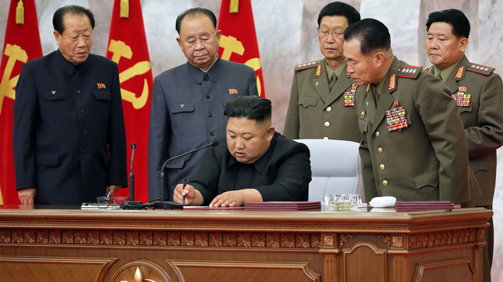 A tres semanas de su última aparición: Kim Jong Un se reúne con mandos del Ejército para fortalecer el disuasivo militar