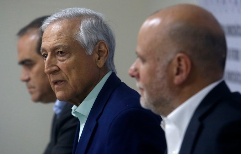 Heraldo Muñoz dice que la mayoría de los partidos de oposición se sumarán al llamado de Piñera a un acuerdo nacional