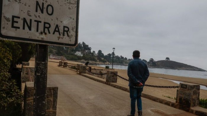 Santiaguinos no se resistieron y viajaron a la playa pese a las restricciones por Coronavirus