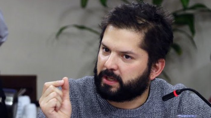 ¿Qué pasará con la rebaja a dieta parlamentaria? Gabriel Boric y Javier Macaya explicaron el estado del proyecto